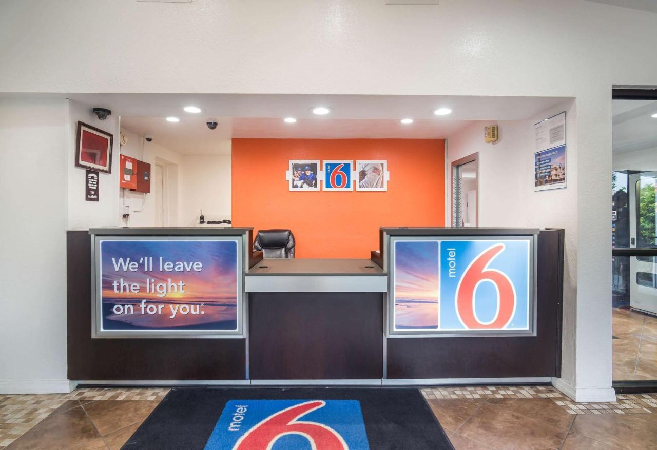 Motel 6-Fort Myers, Fl North Fort Myers Exterior photo