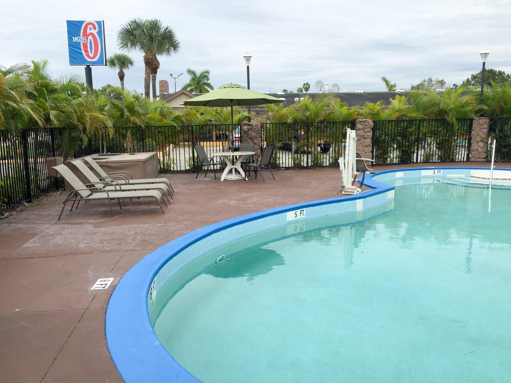 Motel 6-Fort Myers, Fl North Fort Myers Exterior photo